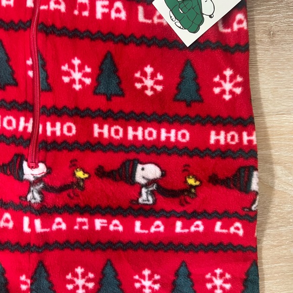 Snoopy Union Suit Holiday - Picture 3 of 5